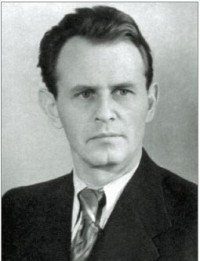 Ефремов  Леонид  Николаевич