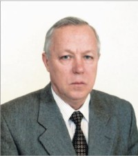 Сухомлинов  Виктор  Михайлович